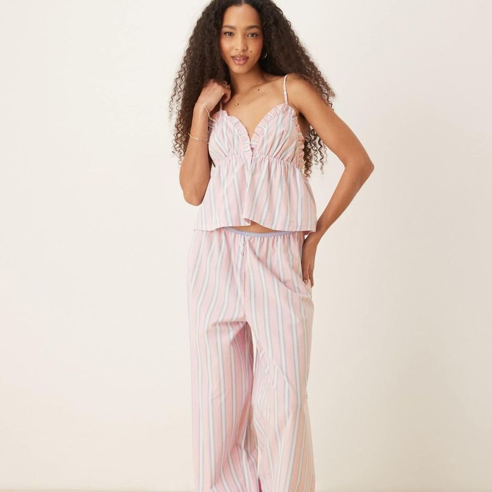 Home Stripes & Silhouette