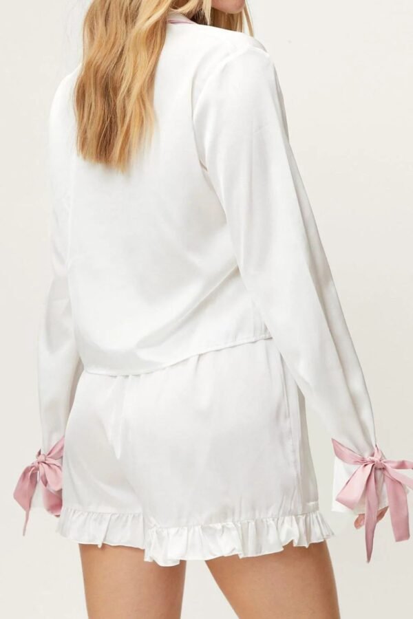 صورة واتساب بتاريخ 2025-12-03 في 08.12.10_04173a77 Blush Ribbon Set