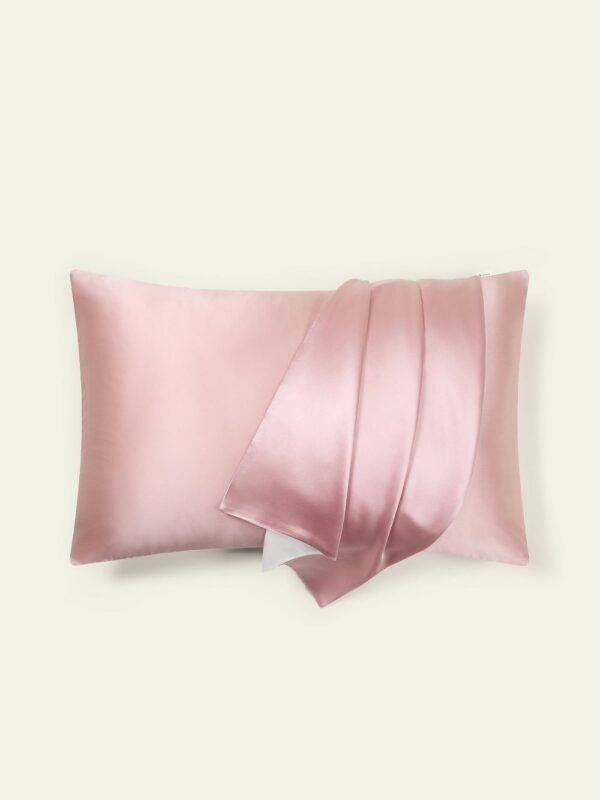 صورة واتساب بتاريخ 2025-12-03 في 09.21.20_8b1f1cd2 Blush Silk Pillowcases